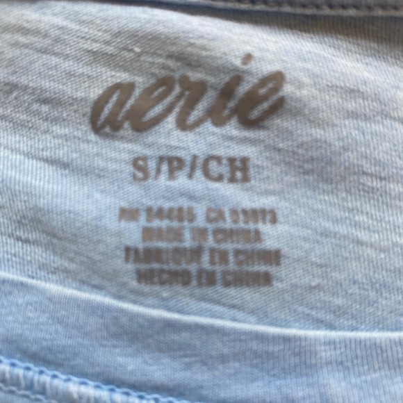Aerie T-shirt - Picture 2 of 3
